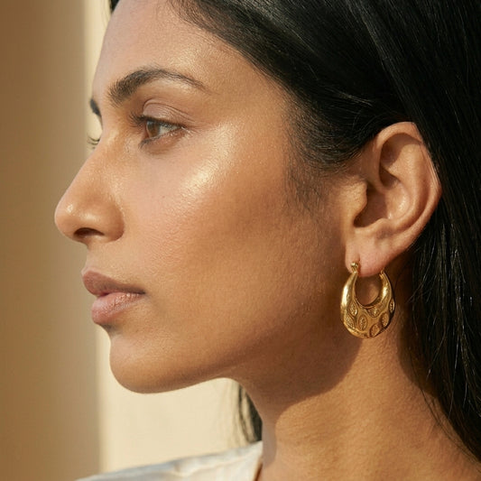 Aurora Pebble Gold Hoop Earrings