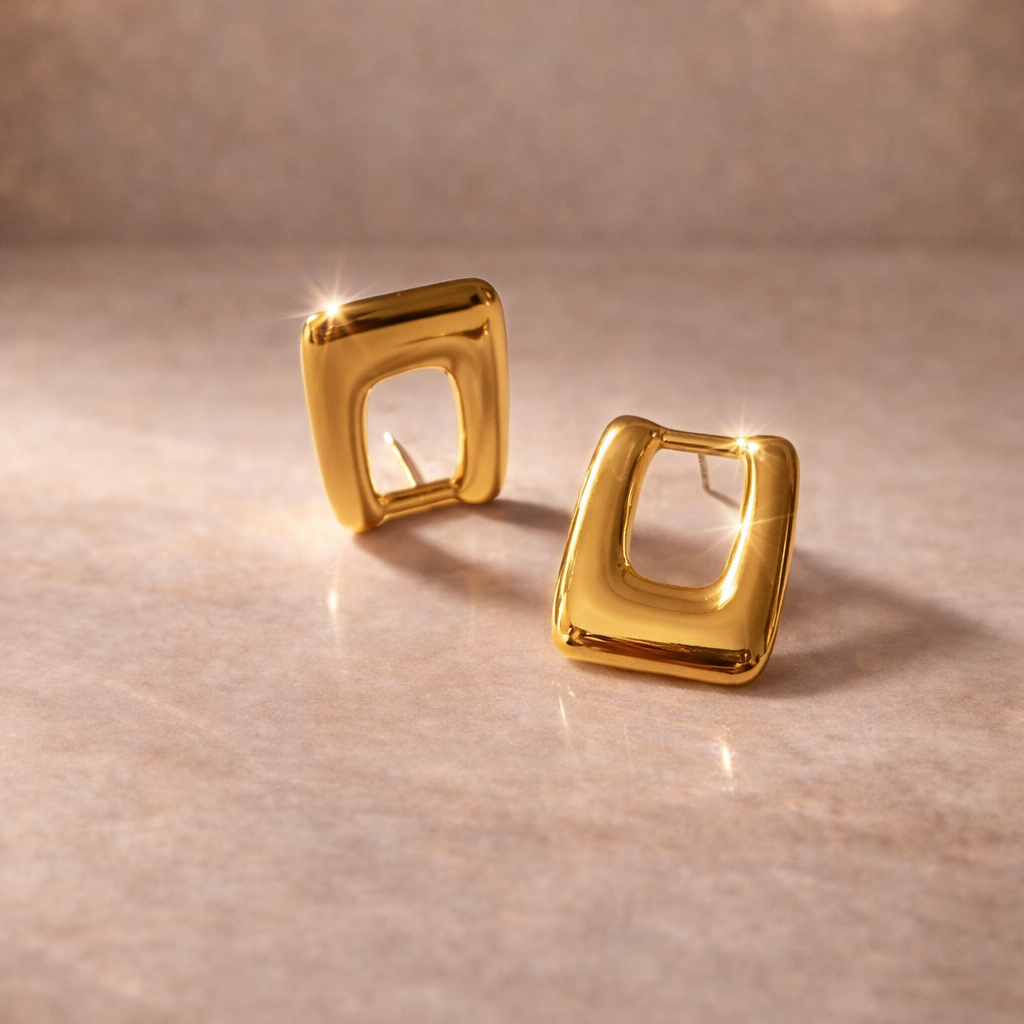 Auro Modern Square Stud