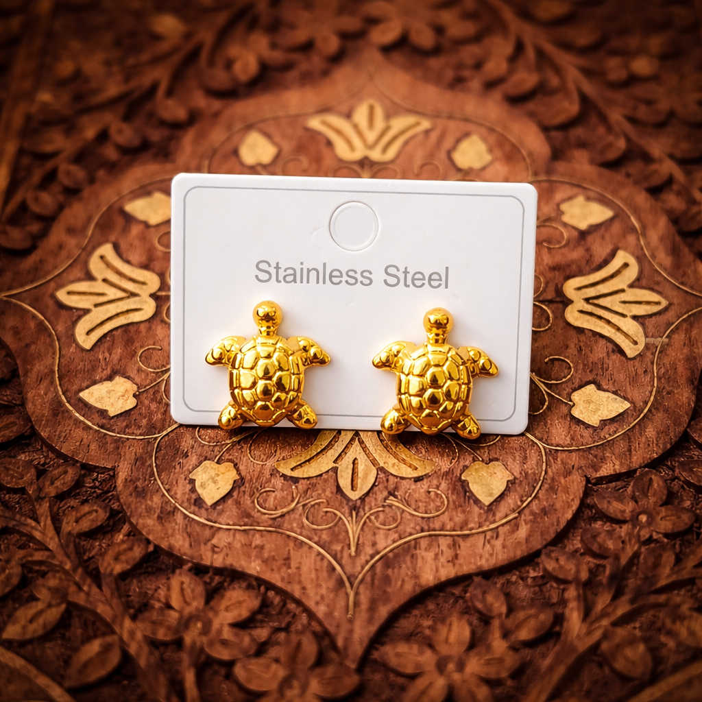 Goodluck Tortoise Stud Earrings