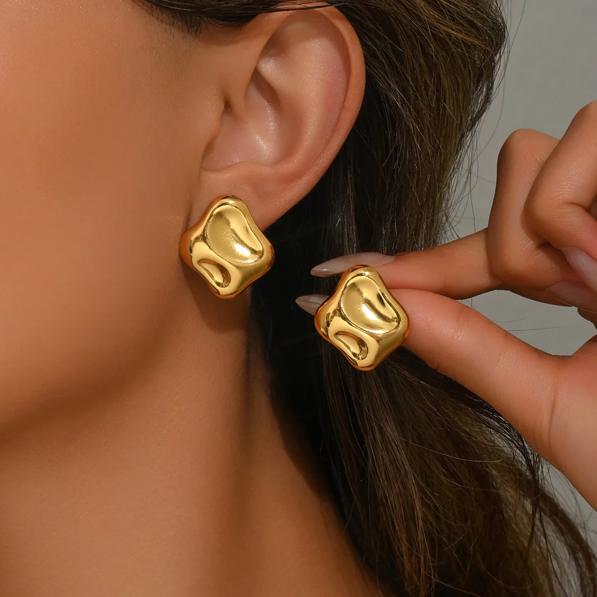 Molten Gold Sculpt Studs