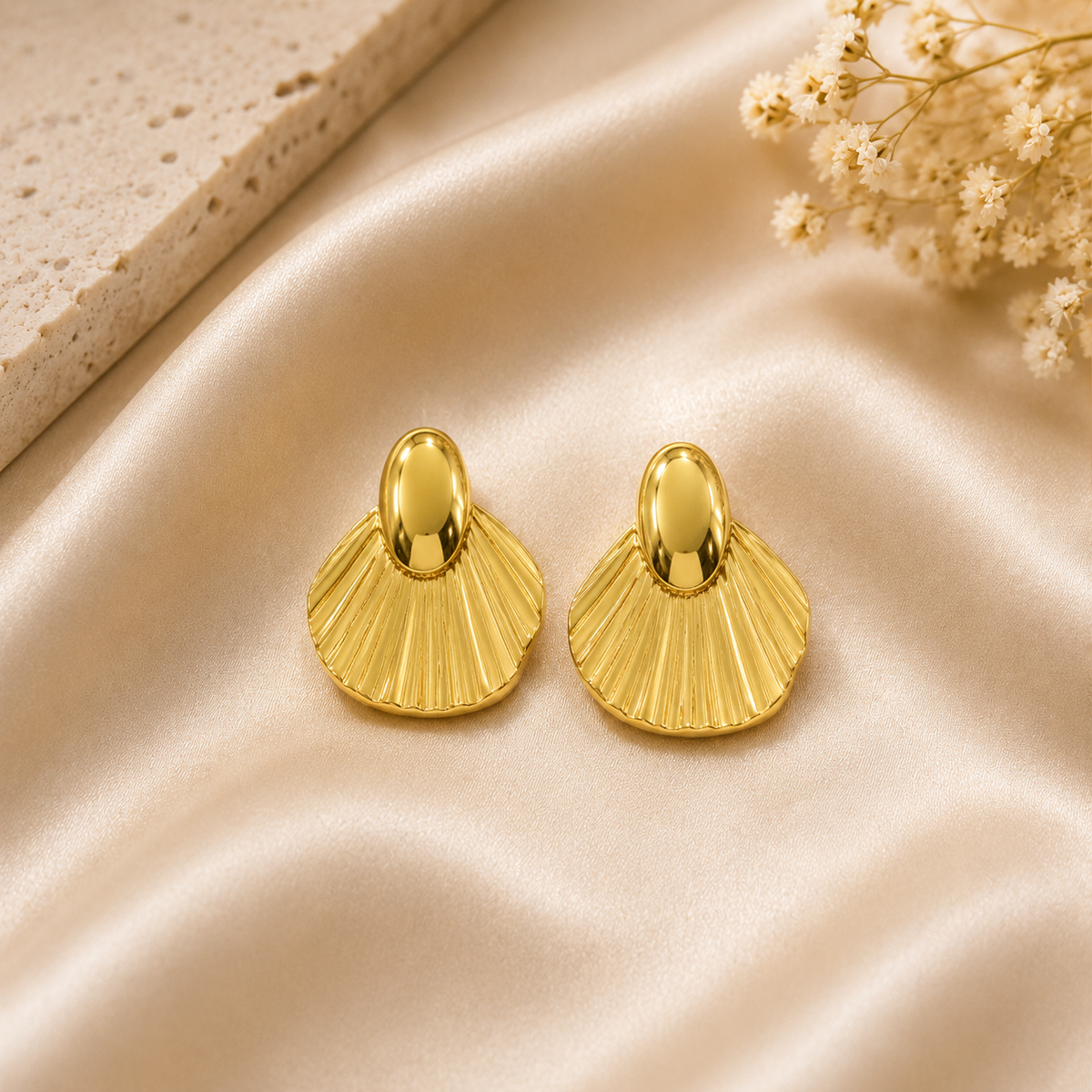 Aurelle Shell Earrings