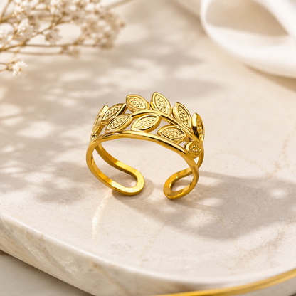 Auravine Gold Ring