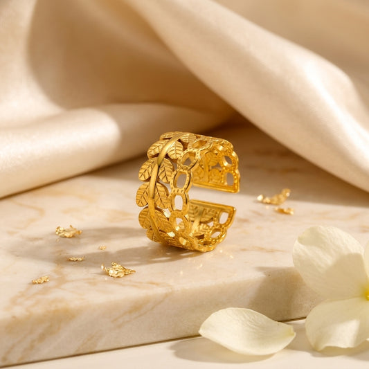 Celeste Link Gold Ring