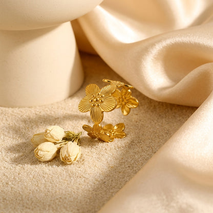 Fiorelle Blossom Ring
