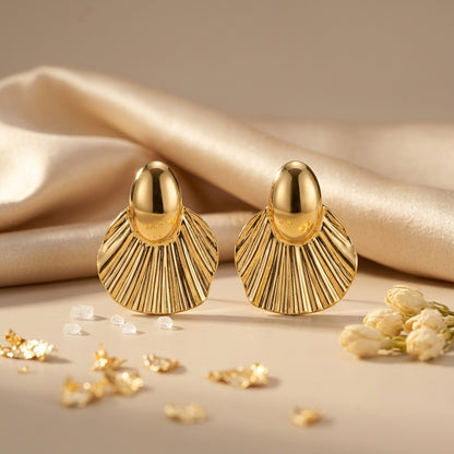 Aurelle Shell Earrings