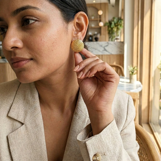 Aurelis Gold Stud Earrings