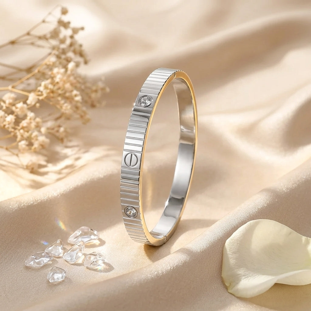 Sterling Heritage Screw Bracelet