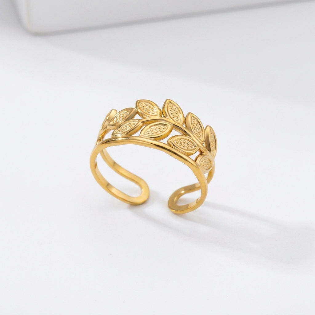 Auravine Gold Ring