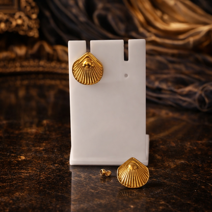 Aurelia Shell Stud Earrings