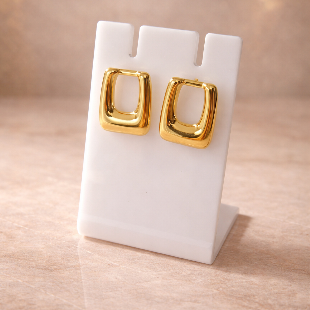 Auro Modern Square Stud